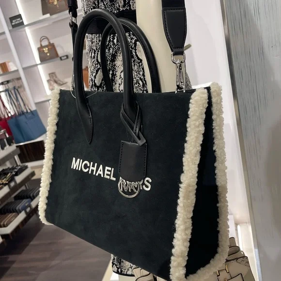 MICHAEL KORS Mirella Medium Suede and Faux Shearling Tote Bag
Black 
NWT - Picture 10 of 16